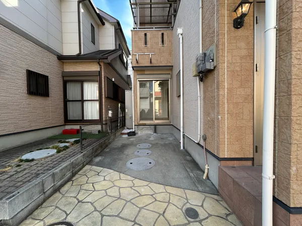 駐車１台可能です。（車種による制限あり）