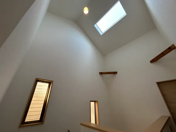 階段上部吹き抜けになっています。