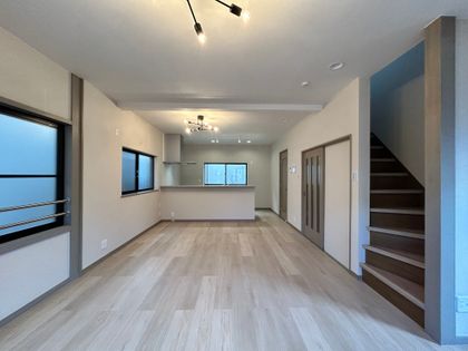 堺市西区鳳南町5丁 リビング