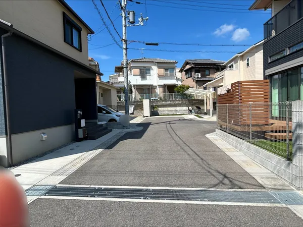 北側道路幅員約5.3メートル