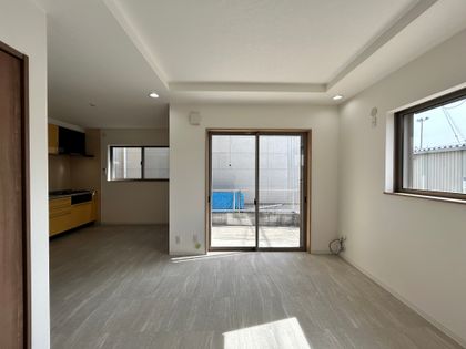 堺市西区山田2丁 リビング
