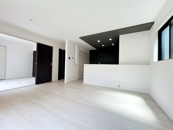 堺市西区上野芝向ヶ丘町4丁 新築戸建 リビング 堺市西区上野芝向ヶ丘町4丁 新築戸建 リビング