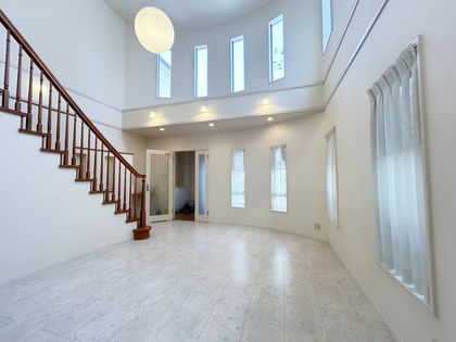 高石市綾園6丁目 リビング