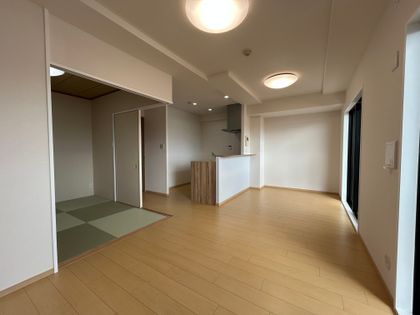 ライオンズマンション上野芝ガーデンシティ リビング