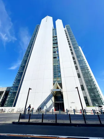 建物外観　オーナーチェンジ物件（表面利回り１２．５％）