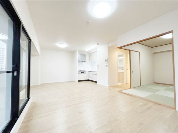 APAガーデンスプリングス鳳 リビング APAガーデンスプリングス鳳 リビング