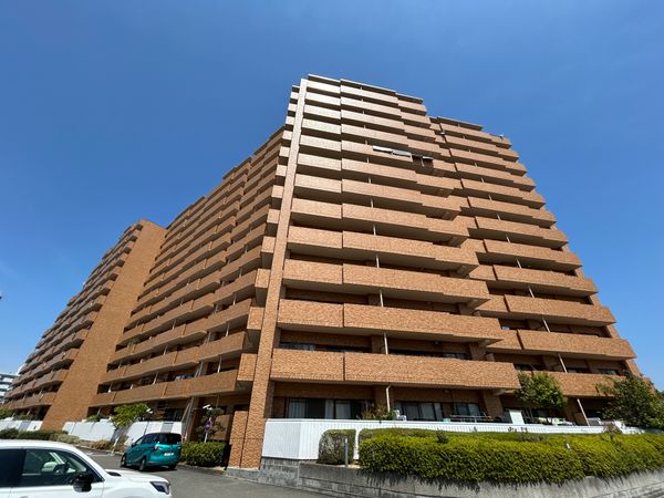 ライオンズマンション金剛 外観