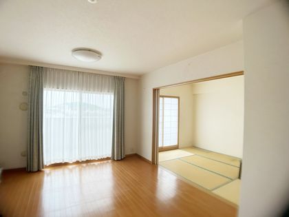 リバーガーデン三国ヶ丘けやき通り 室内