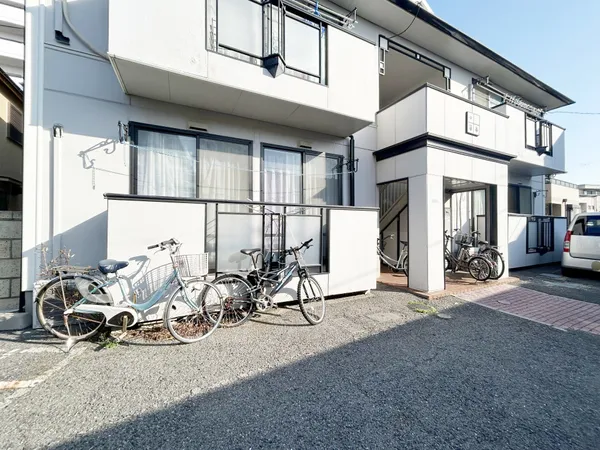 南海本線「石津川」駅徒歩３分の立地