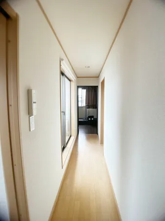 室内廊下　お気軽にお問合せ下さい