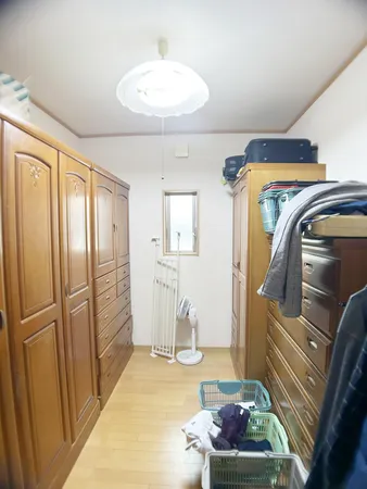 納戸　お気軽にお問合せ下さい