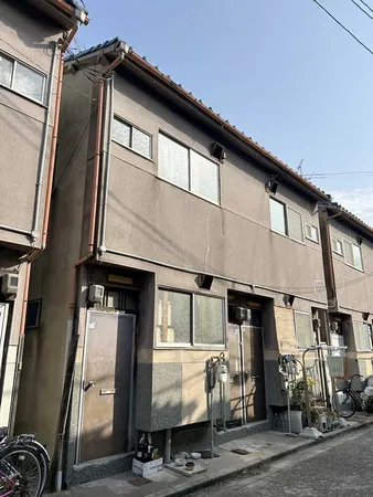 南海本線「諏訪ノ森」駅徒歩８分