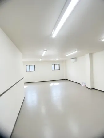 ２階事務所②：約４０.３帖