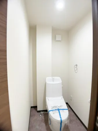 ３階トイレ