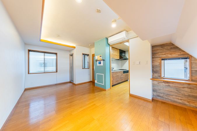 グラシオ早稲田・夏目坂 リビング