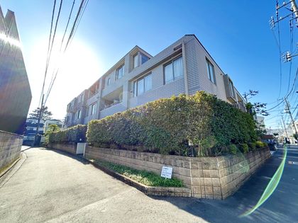 ラヴィドール目白 外観