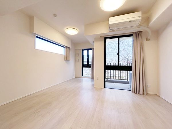 ディアスタ早稲田 諏訪通り リビング ディアスタ早稲田 諏訪通り リビング