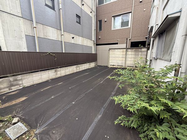渋谷区千駄ヶ谷5丁目 土地 前面道路含む外観