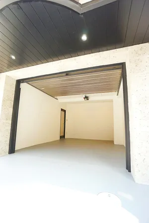 ガレージ駐車場