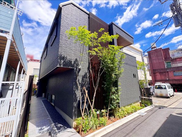 西新宿4丁目 戸建 外観