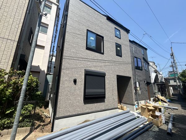 新宿区若葉1丁目 戸建 外観