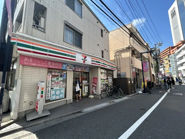 徒歩2分。