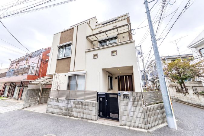 新宿区新宿7丁目 戸建 外観