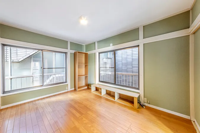 洋室（南東側）