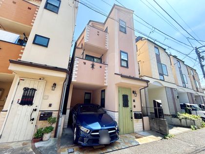 新宿区西新宿四丁目 借地権付き戸建 外観