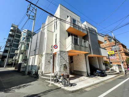 渋谷区代々木三丁目 戸建 外観