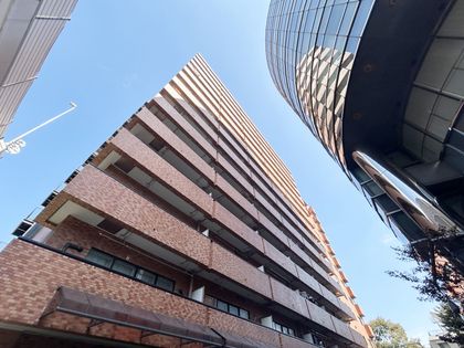 ライオンズマンション初台 外観