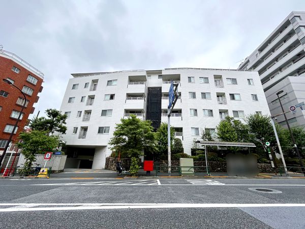 アパガーデンズ新宿戸山公園 外観