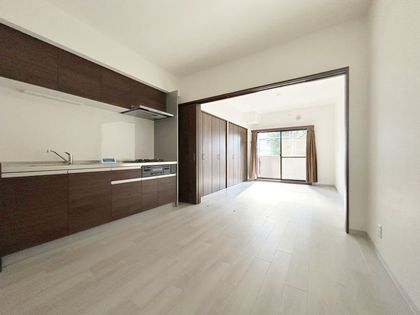 新宿サニーコート リビング