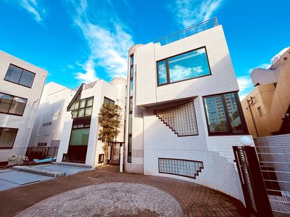 新宿ウエスト424 外観