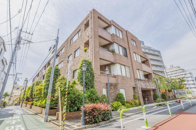 クレッセント新宿柏木 外観