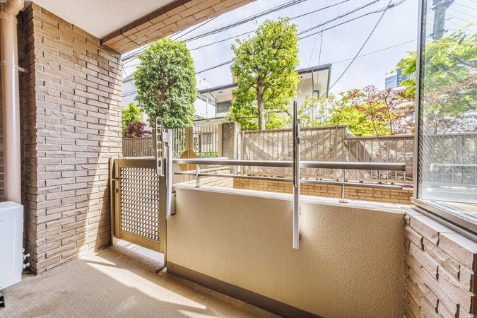 クレッセント新宿柏木 バルコニー