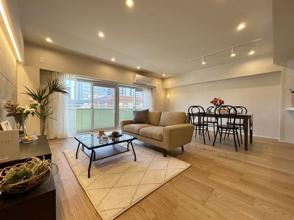 アルテール新宿 リビング