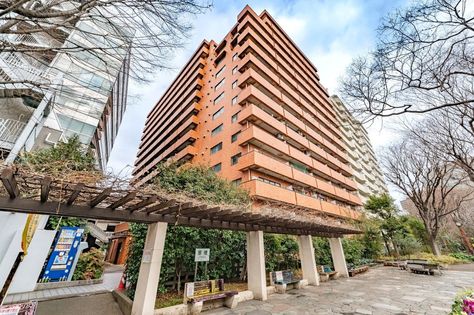 ライオンズマンション初台 外観