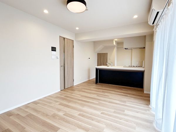 ディナ・スカーラ新宿 リビング