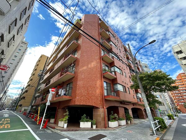 シャンボール新宿御苑前 外観