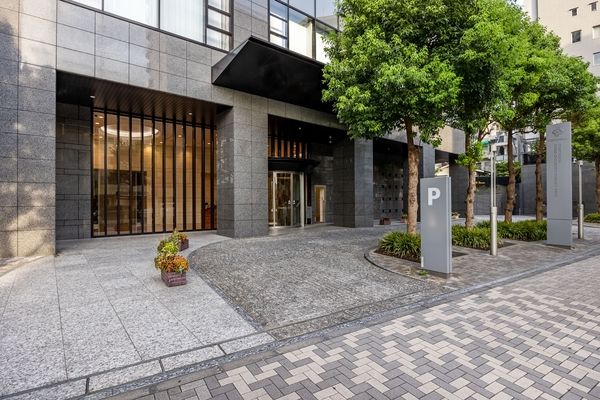 コンシェリア西新宿TOWER’S WEST エントランス