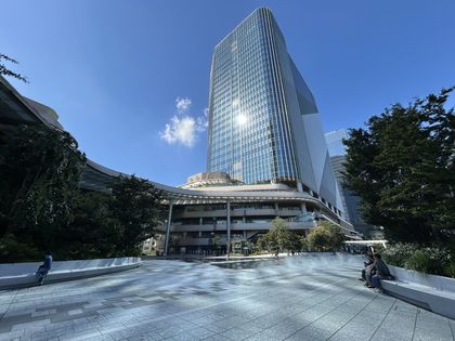 高輪ホワイトマンション NEWoMan高輪(約320m) NEWoMan高輪(約320m)