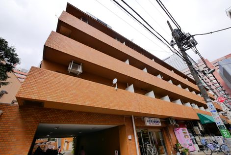 バロール代々木 外観