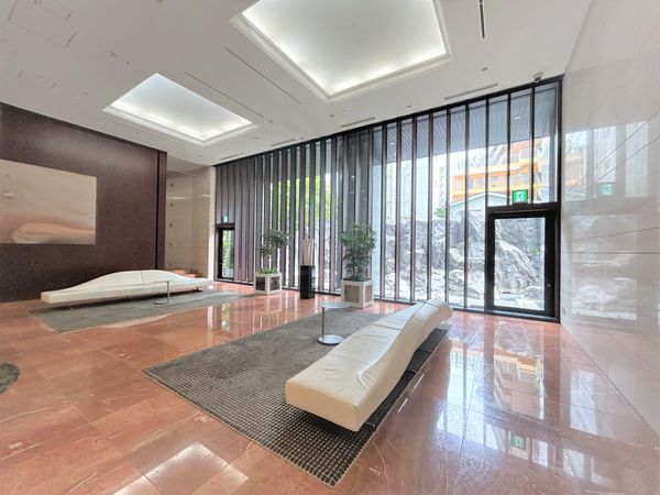 コンシェリア西新宿TOWER’S WEST エントランス コンシェリア西新宿TOWER’S WEST エントランス