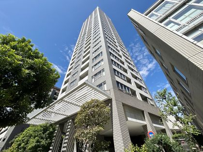 新宿アインスタワー 外観