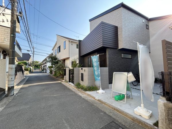 杉並区荻窪3丁目 新築戸建 前面道路含む外観