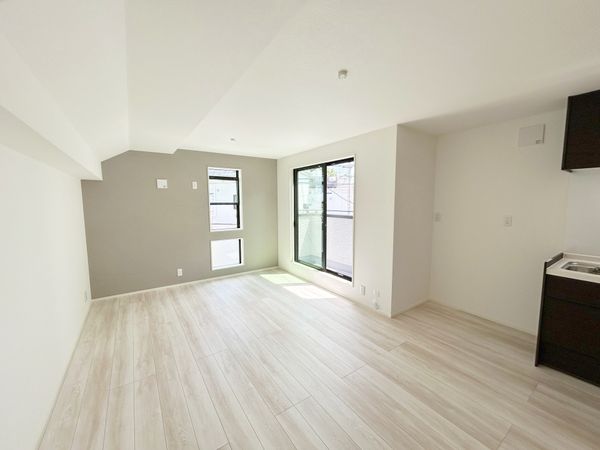 杉並区本天沼1丁目 新築戸建 リビング