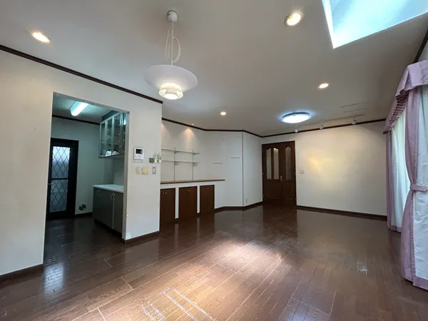 ＬＤＫ（約１６．６帖）