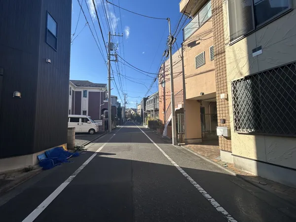 前面道路　南側　約5.4ｍ