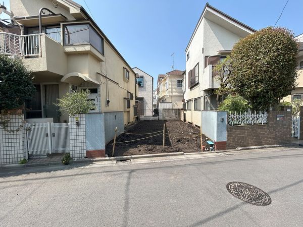 杉並区本天沼2丁目 新築戸建 リビング